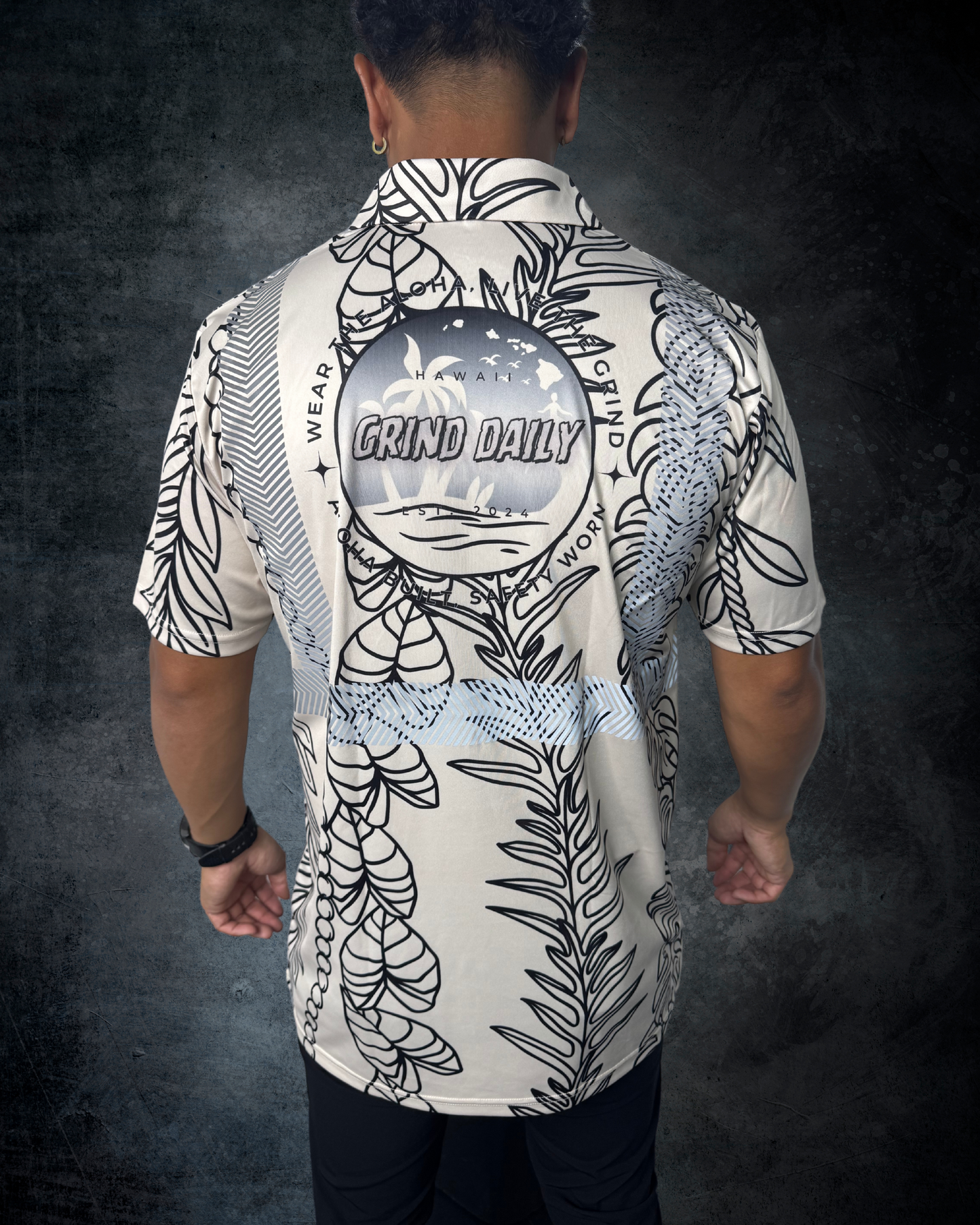 Leaf Lei Reflective Shirt - Cream
