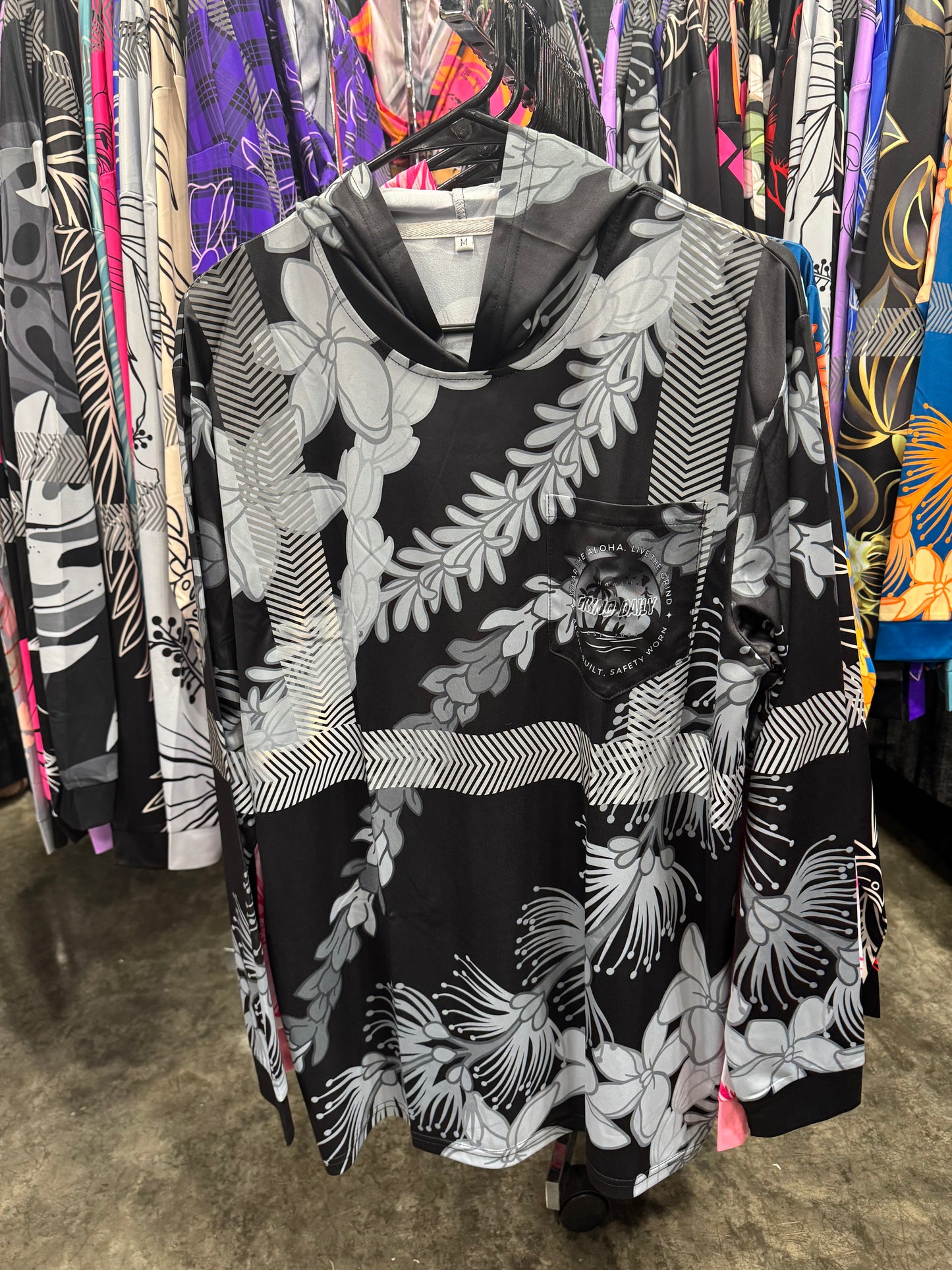 Ohia Lehua Agapanthus Pikake & Pakalana Lei Reflective Hoodie - Black & Grey
