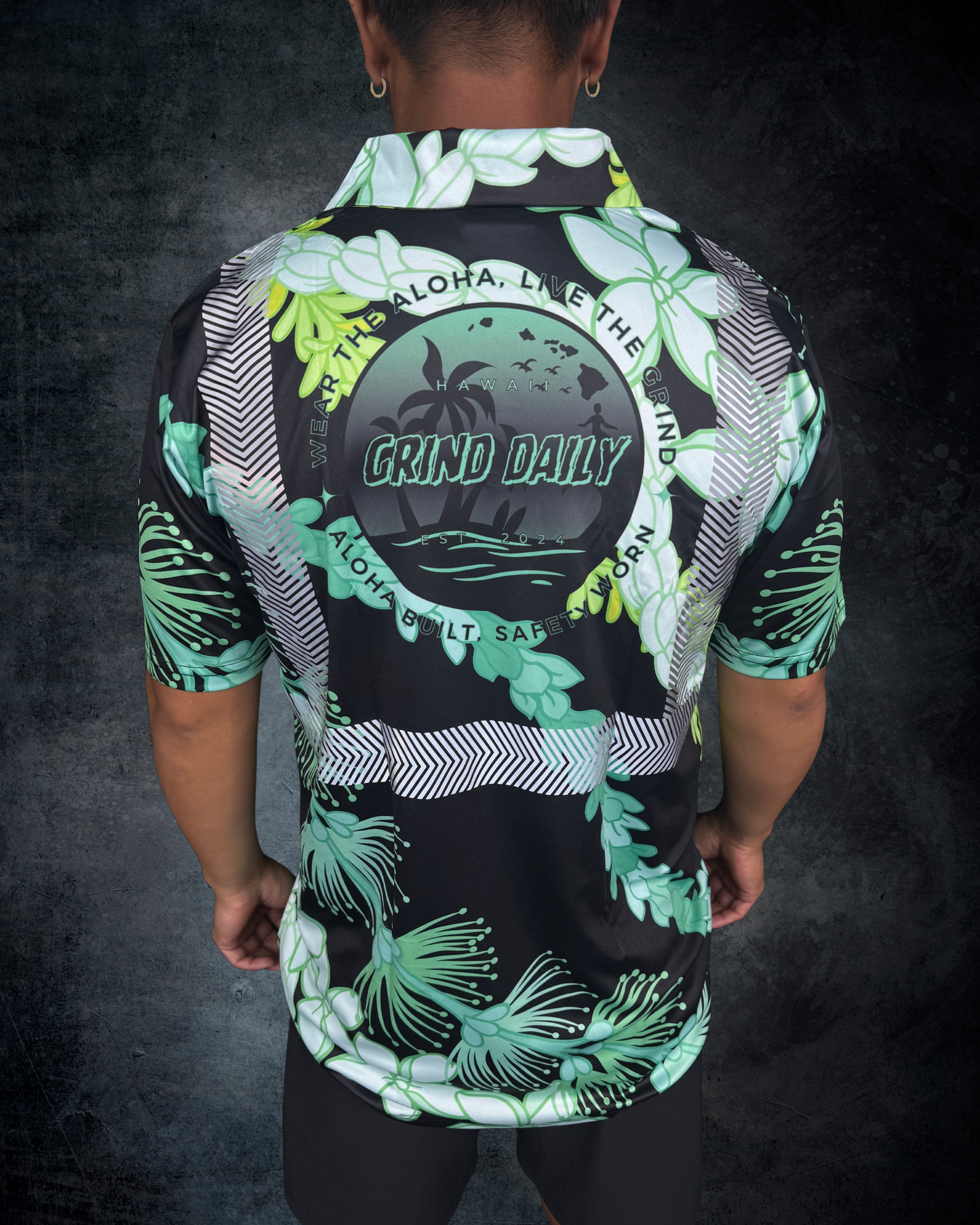 Ohia Lehua Agapanthus Pikake & Pakalana Lei Reflective Polo - Black & Green