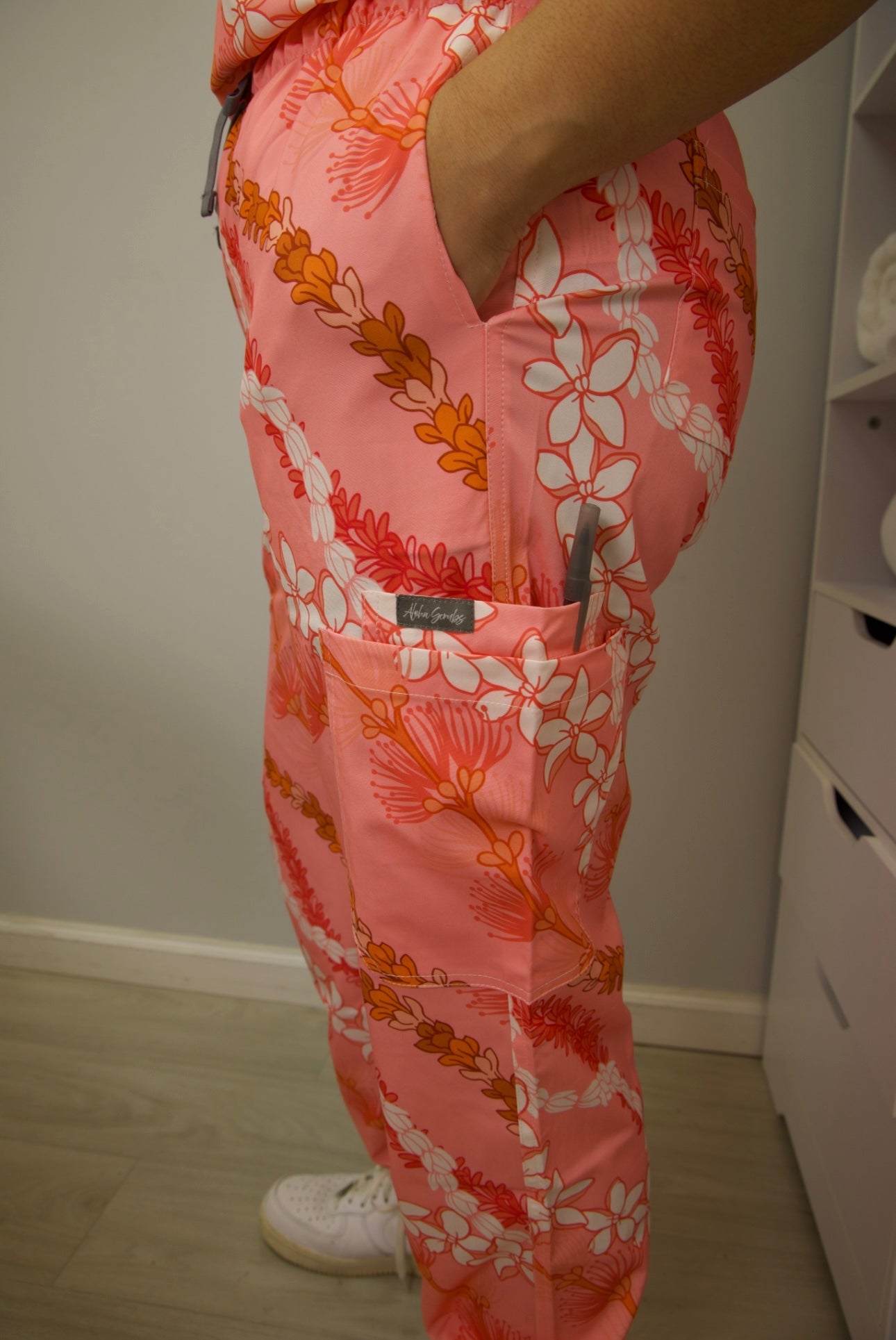 High Wasted Jogger Scrub Bottoms - Liko Lehua Mana